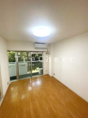 【居間・リビング】 | ヴィラ・ビアンカ