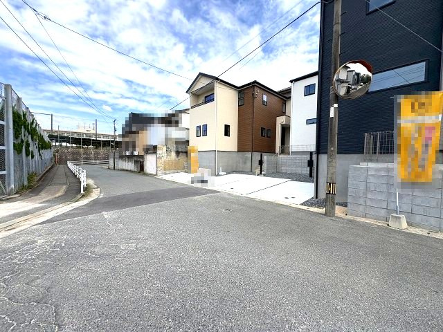 【その他】 | 大野城市中1丁目3期　1号棟（全3棟）【仲介手数料無料・0円】 | 現地写真。前面道路です。