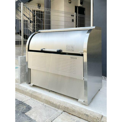 【その他共用部分】 | PIENZA中野新橋 | 敷地内ゴミ置き場完備。