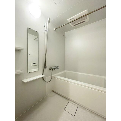 【浴室】 | PIENZA中野新橋 | 追い焚き機能、浴室乾燥機付きバス。