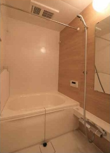 【浴室】 | サニーフォレスト新中野 | 追い焚き機能、浴室乾燥機付きバス。