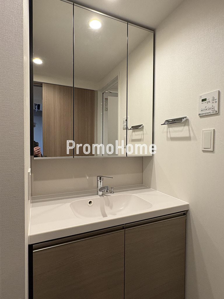 ザ・パークハビオ日本橋茅場町の洗面所