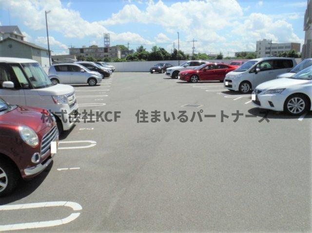 イル・ヴリールの駐車場|駐車場です