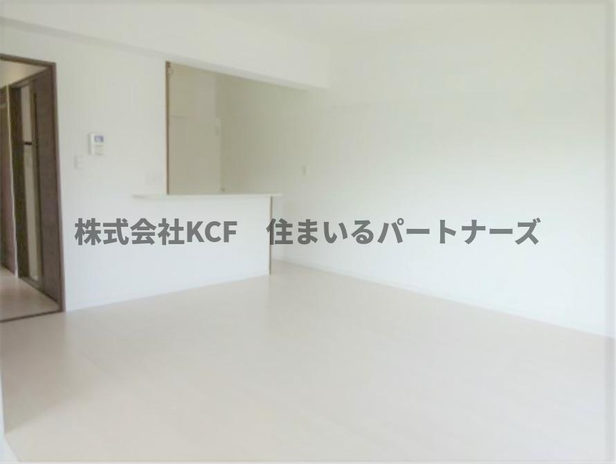 イル・ヴリールの居間・リビング|こちらの居間で趣味の時間をお楽しみください