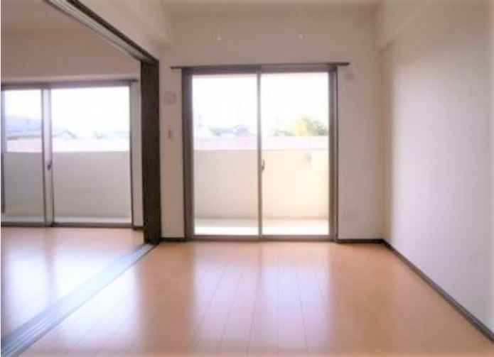 ラ・プルミエールの内装|おしゃれな内装です