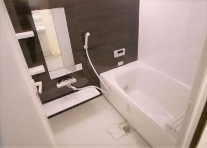 ラ・プルミエールの浴室|コンパクトで使いやすいお風呂です