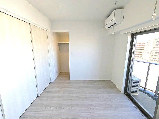 LUMIEC un KITAUENOの設備|角部屋、洋室にエアコン・ウォークインクローゼット・取り外し可能な室内物干し設備付き、インターネット無料