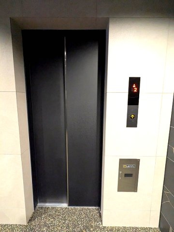 LUMIEC un KITAUENOの設備|便利なエレベーター