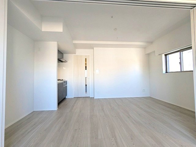 LUMIEC un KITAUENOの設備|角部屋、リビングに窓付、インターネット無料