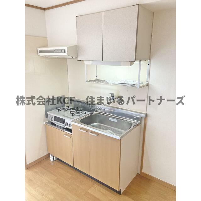 セピアコートのキッチン|コンパクトなキッチンで掃除もラクラク