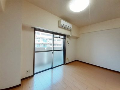 【居間・リビング】 | セレーノ・コンフォート大手門 | 居室・リビング