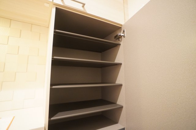 シャーメゾン　グリナージュの収納