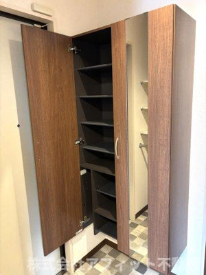 【玄関】 | シャンス16 | シューズボックス付き