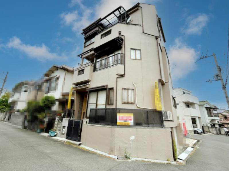 吹田市岸部北4丁目　中古戸建の前面道路含む現地写真