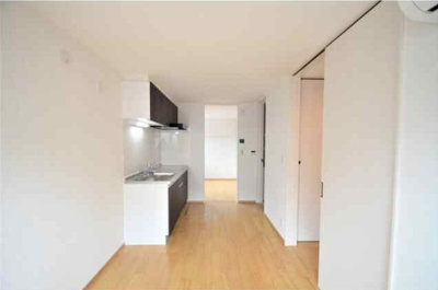 【居間・リビング】 | La Stella | 6.5帖のきれいなDK。