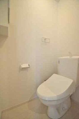 【トイレ】 | La Stella | 温水洗浄便座。