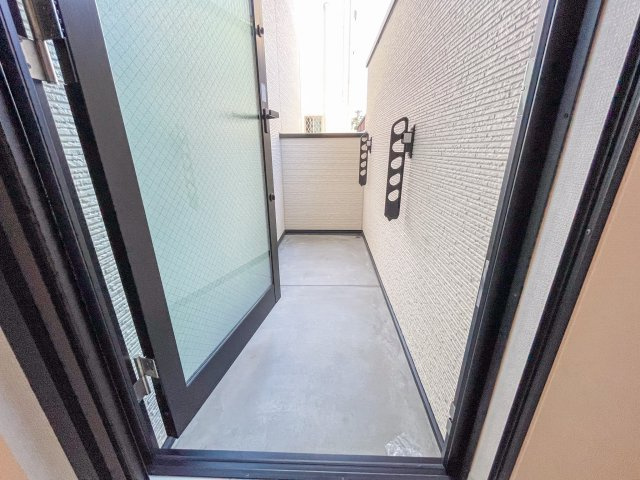 Rinon瓜破東のバルコニー