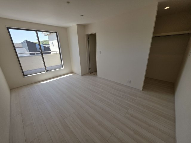 リーブルガーデン．S　寄居町富田　の洋室|１号棟現地２F洋室（2026年04月11日）撮影