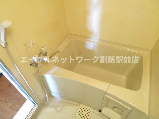 パリエ壱番館の浴室