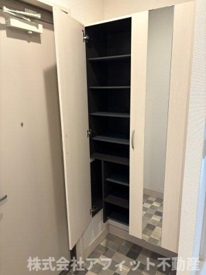 【玄関】 | フレッチェ・ボスコⅠ（1） | シューズボックス