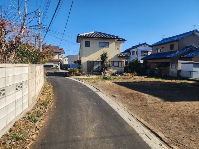 高崎市浜川町　売地の前面道路含む現地写真
