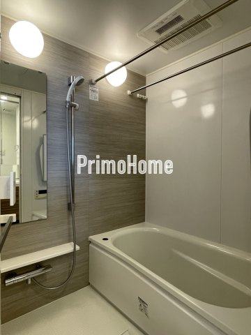 LUPINUS　Courtの浴室