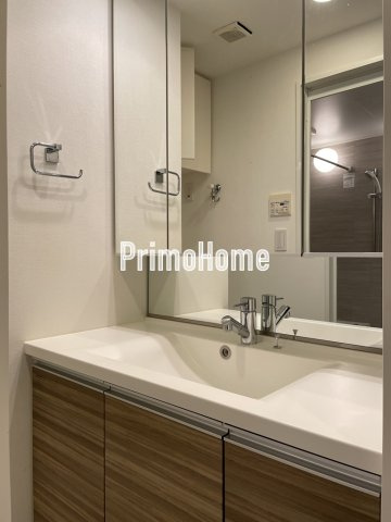 LUPINUS　Courtの洗面所