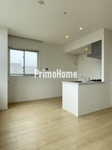 LUPINUS　Courtの居間・リビング