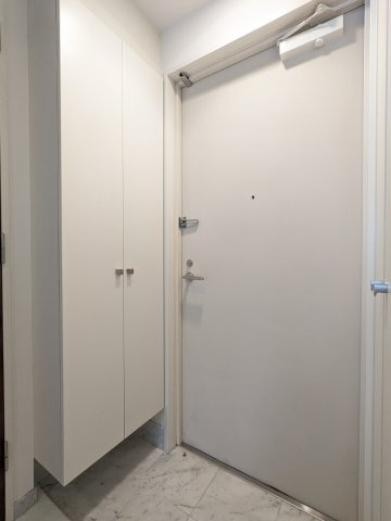 エムジー目黒駅前の玄関|シンプルで使いやすい玄関です