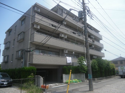 【外観】 | アイディーコート府中 | 1階住戸のため、ペットやお子様の足音も気にせず生活できます。