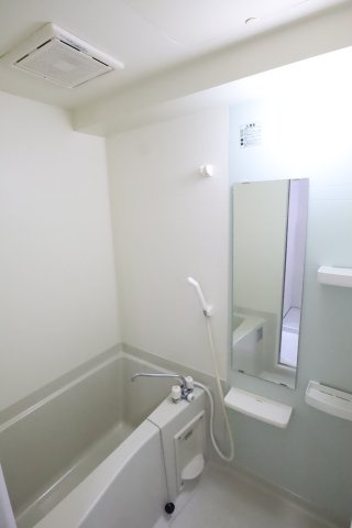 大阪市都島区中野町２丁目の賃貸マンションの浴室