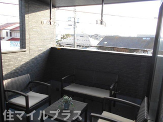 【バルコニー】 | 郡山市片平町釜場新築一戸建て1棟 | お洗濯にも便利なバルコニー付き