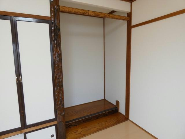 駒場町4テラスハウスの収納