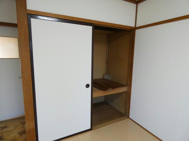駒場町4テラスハウスの収納