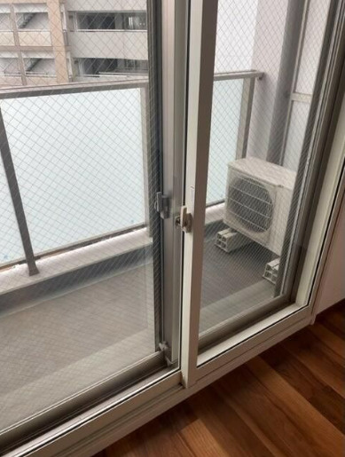 コンフォリア世田谷上馬　駅近　ペット相談　礼金0　ネット0のバルコニー