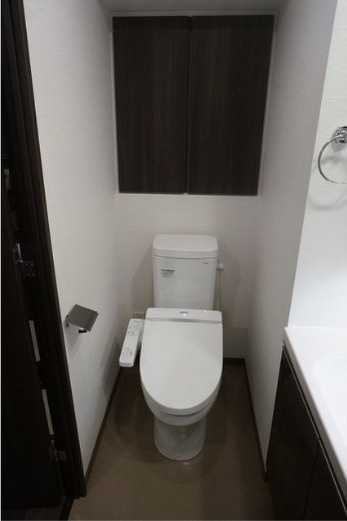 コンフォリア世田谷上馬　駅近　ペット相談　礼金0　ネット0のトイレ