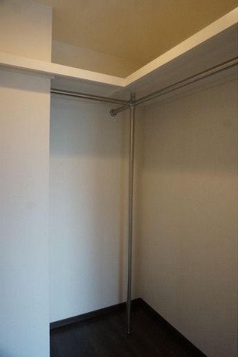 コンフォリア世田谷上馬　駅近　ペット相談　礼金0　ネット0の収納