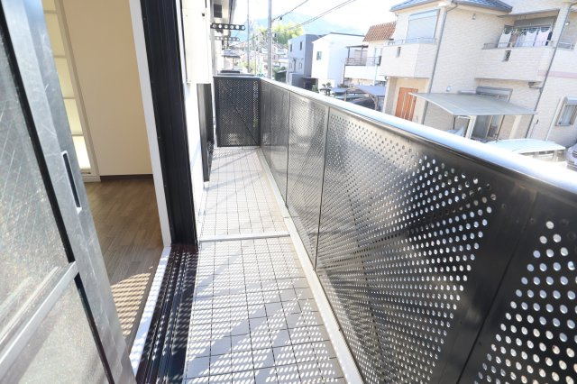 ローレルⅡＡのバルコニー