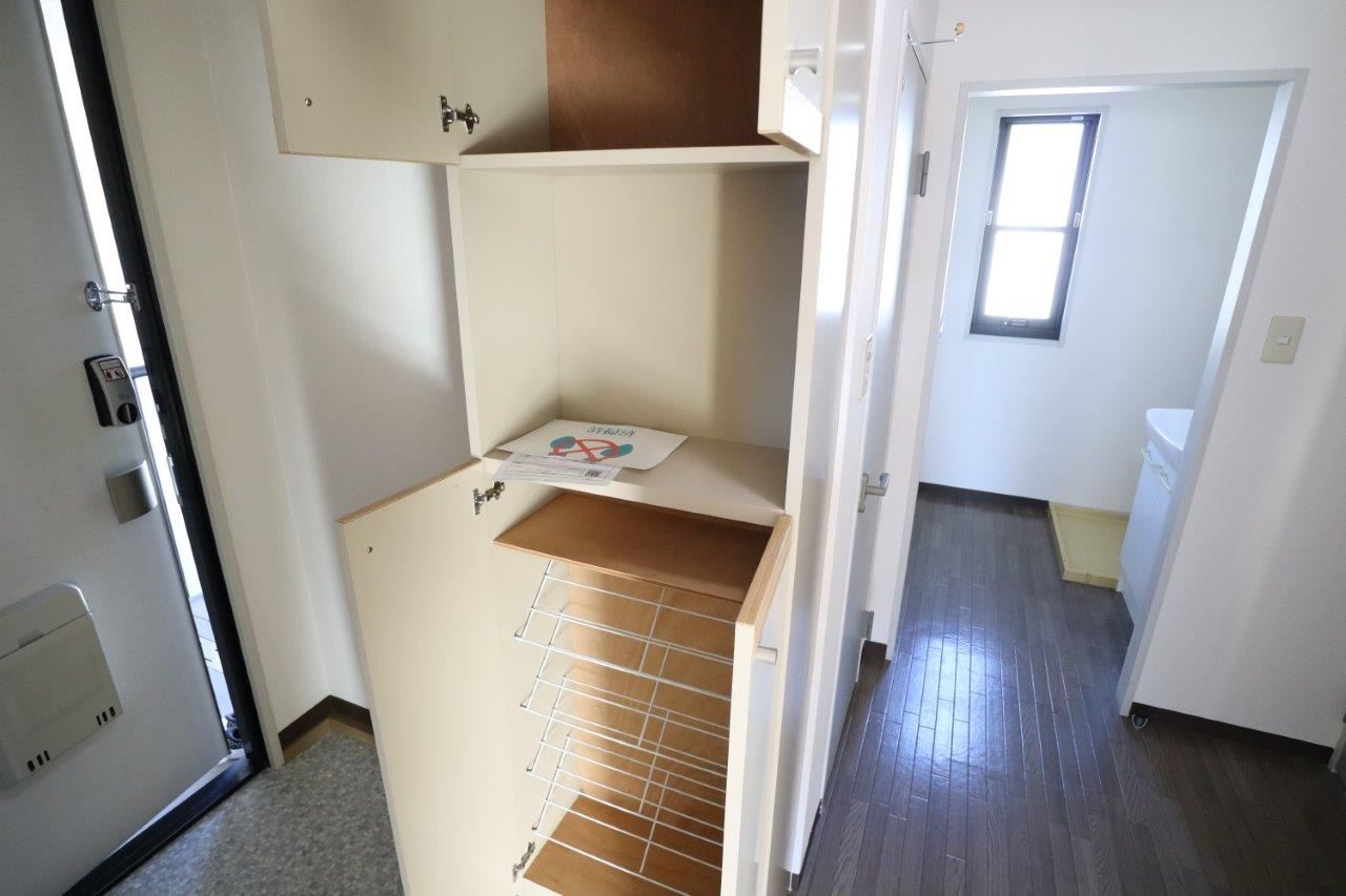 ローレルⅡＡの収納