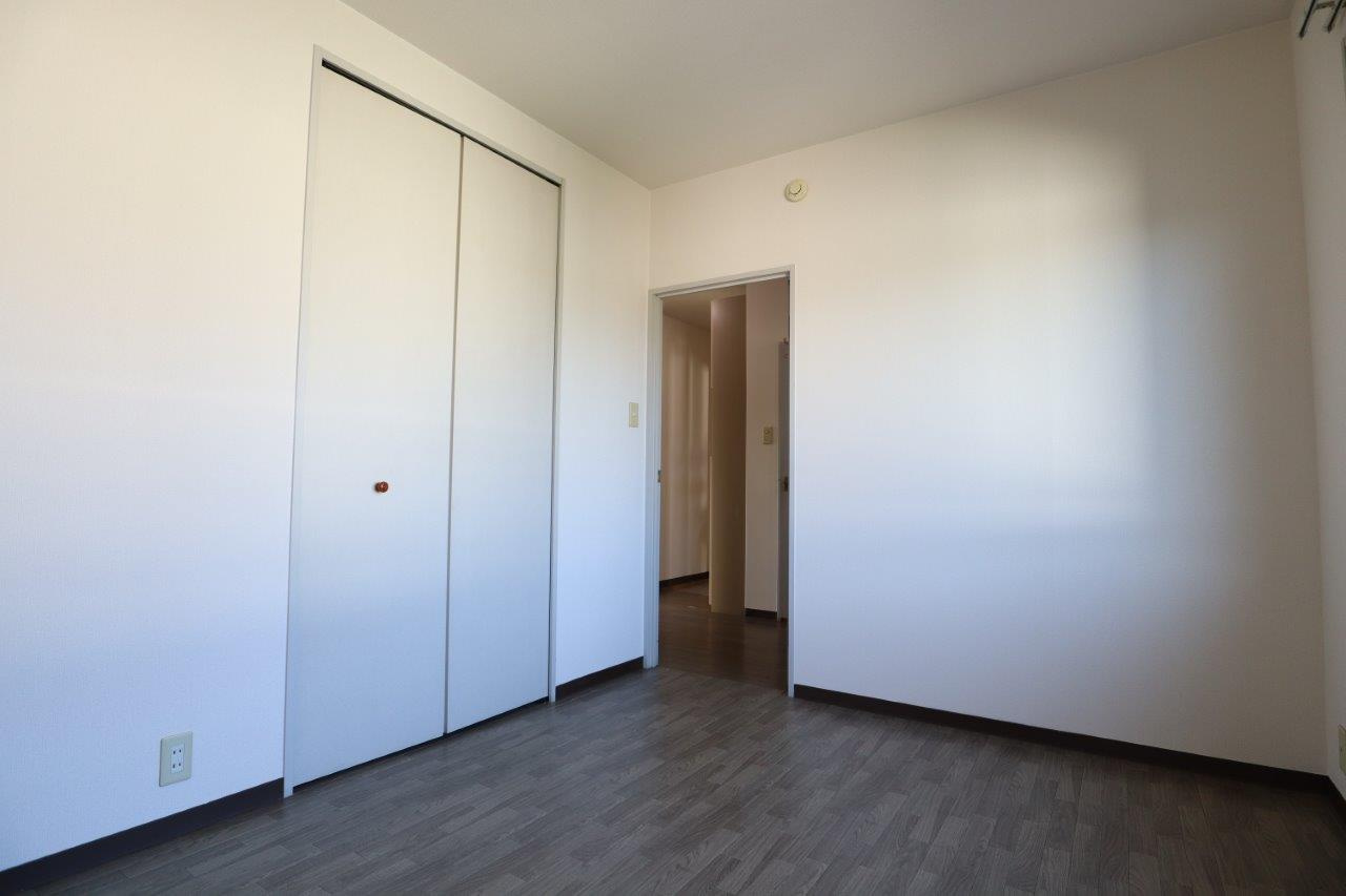 ローレルⅡＡの洋室