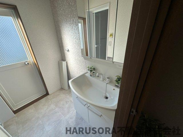 交野市妙見坂２丁目　２階建の独立洗面台