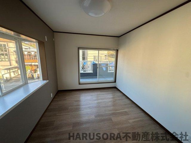 交野市妙見坂２丁目　２階建の子供部屋