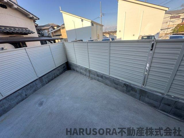 交野市妙見坂２丁目　２階建の庭