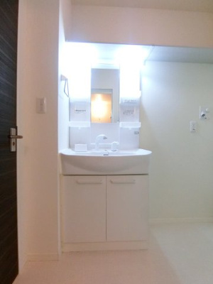 【洗面所】 | カーサフェリオ | イメージ101の写真（間取反転タイプ）