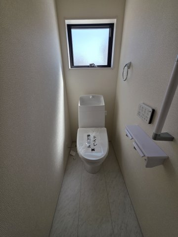 リーブルガーデン．S　寄居町富田　のトイレ|２号棟現地トイレ（2026年04月11日）撮影