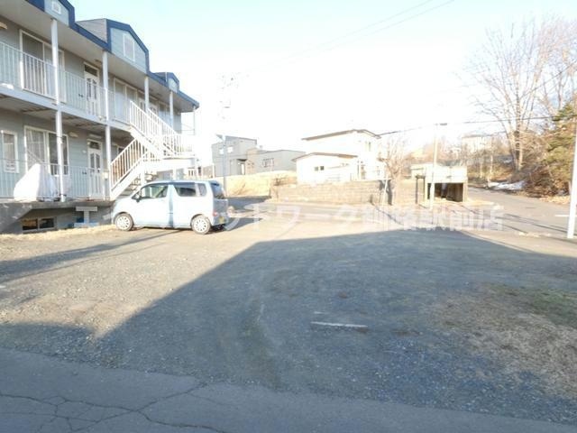 メゾン東部Ⅰの駐車場