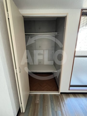 ドゥムール新町の収納|ドゥムール新町　クローゼット