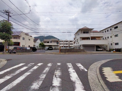 【前面道路含む現地写真】 | 広島市西区草津新町２丁目