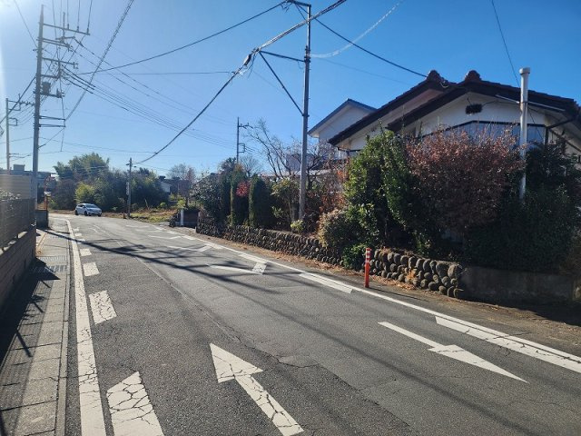 高崎市浜川町　売地の前面道路含む現地写真