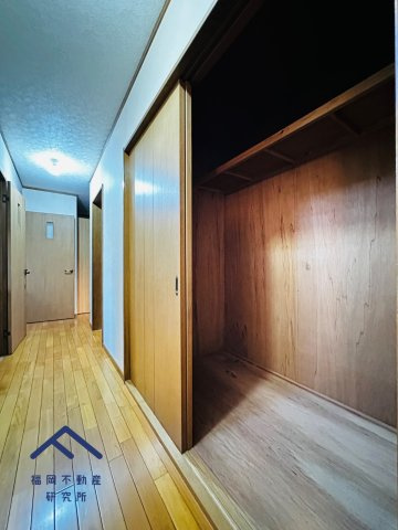 小郡市小郡　戸建ての洋室